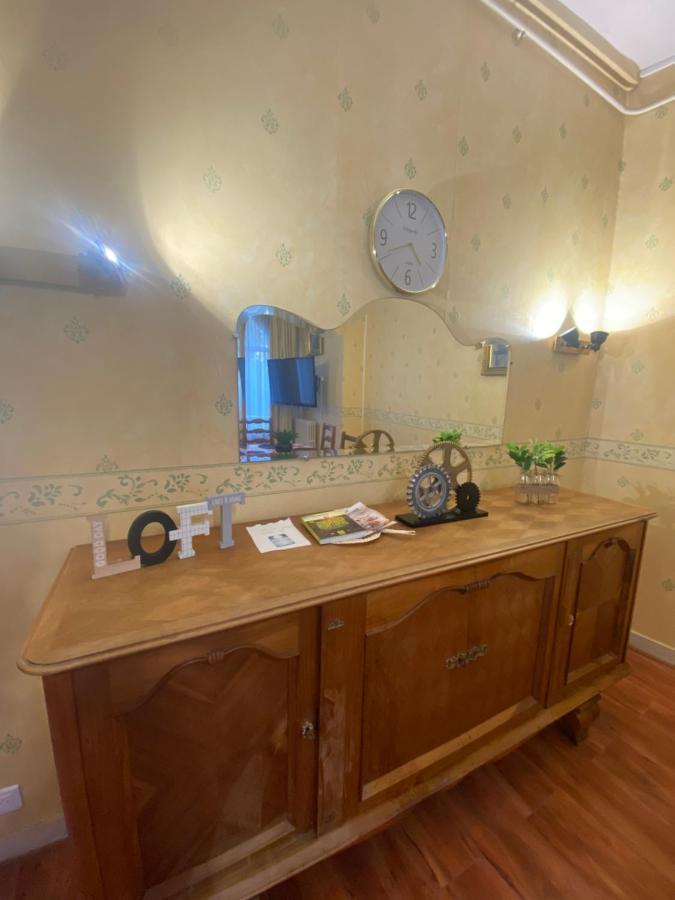 Chez Benjamin - Centre D'Azay Le Rideau Apartment Bagian luar foto